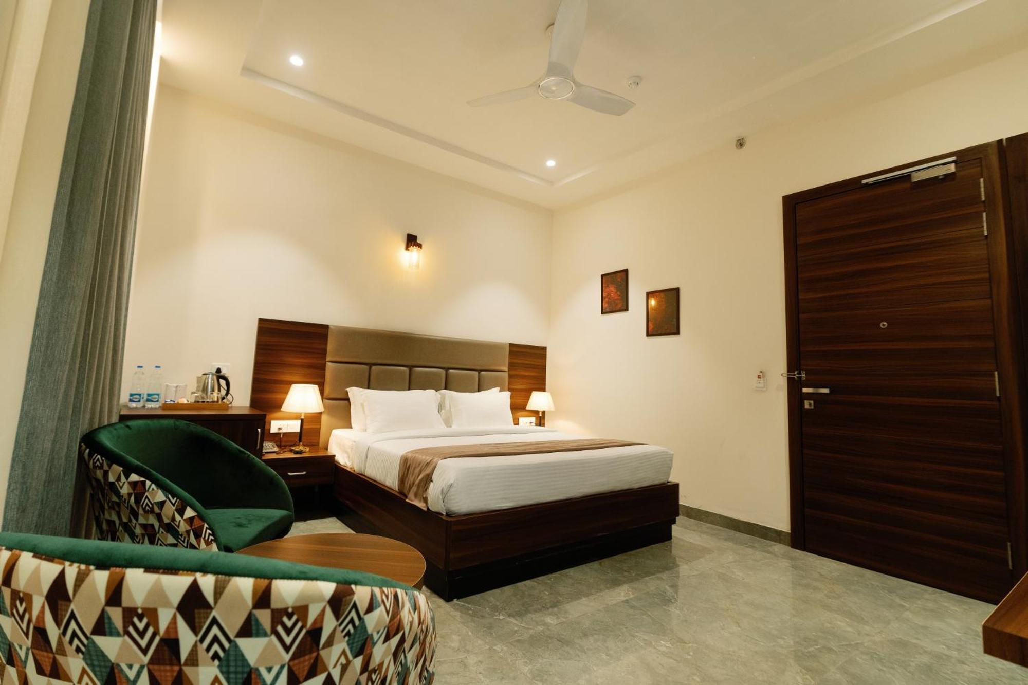 Grand Heritage Hotel & Resort Ludhiana Esterno foto